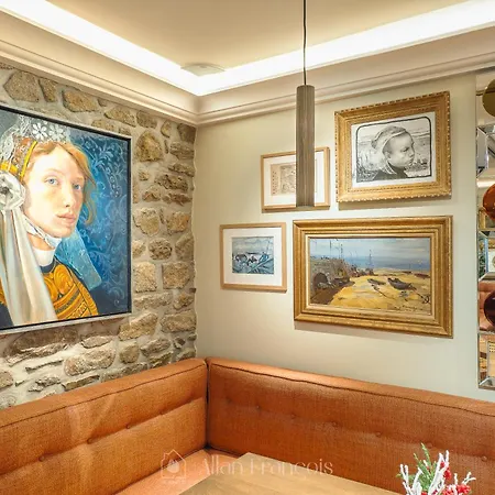 Manoir Des Douets Fleuris-2