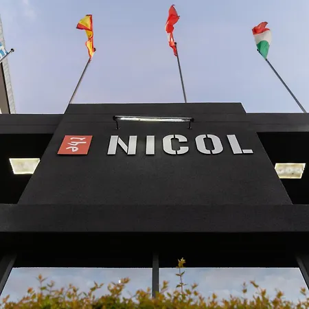 The Nicol Hotel And Apartments-3