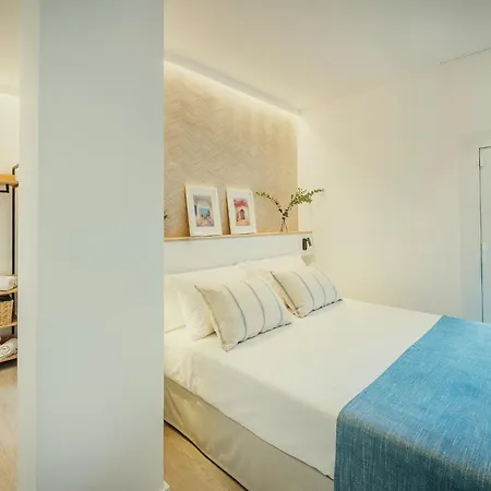 Beneste Nerja Hostal-2