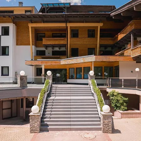 Saalbach Suites By Alps Resorts-3