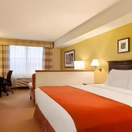 Country Inn & Suites By Radisson, Dundee, Mi-3