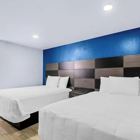 Americas Best Value Inn Gonzales-3