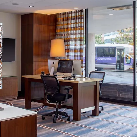 Hyatt Regency Crystal City At Reagan National Airport-2