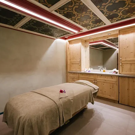 Hotel La Perla: The Leading Hotels Of The World-3