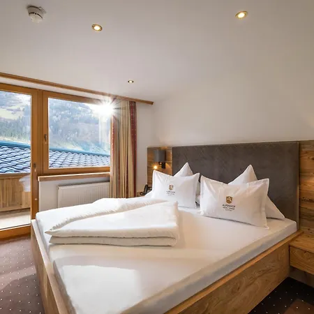 Alpenhof Hotel Garni Supreme-3