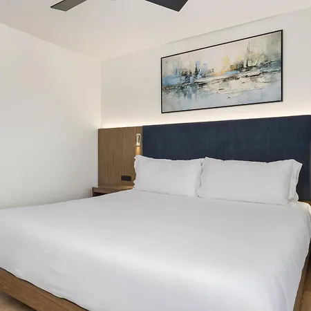 456 Embarcadero Inn & Suites-3