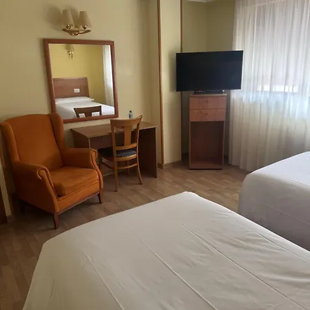 Hostal El Volante-3