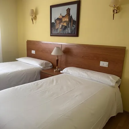 Hostal El Volante-2
