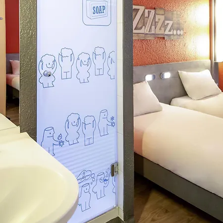 Ibis Budget Marseille Timone-3