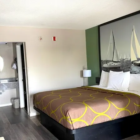 Super 8 By Wyndham Marianna I-10-2