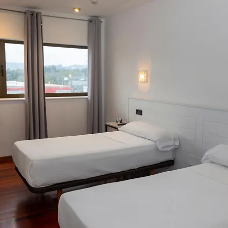 Hotel Chips Ferrol-3