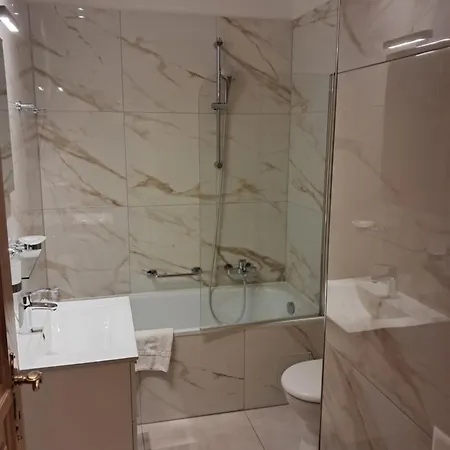 Aparthotel Al Lago-3