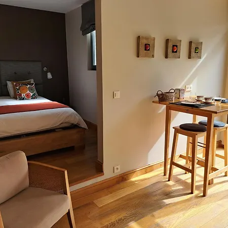 La Suite Des Pervenches-3