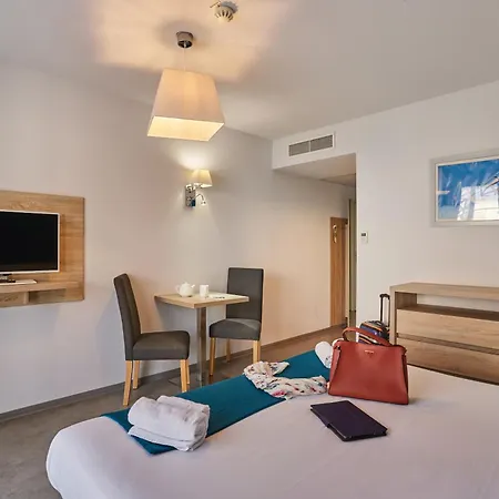 Appart'Hotel Odalys Nakâra-2