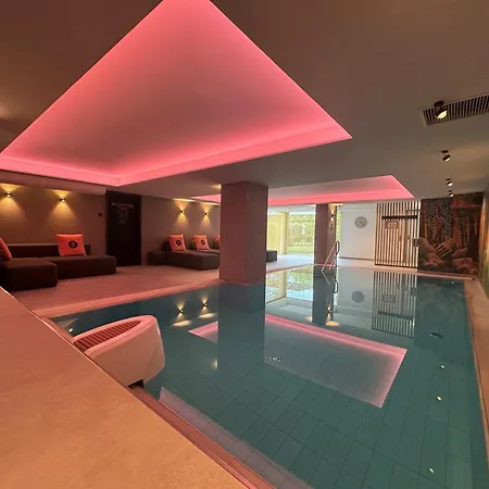 Hotel Am Triller - Hotel & Serviced Apartments - Pool & Relax Lounge-3