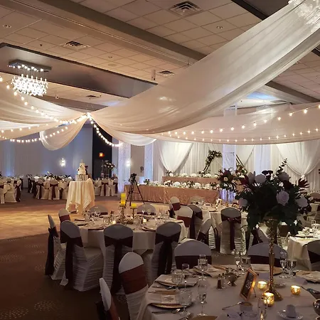 Doubletree By Hilton Bloomington-3