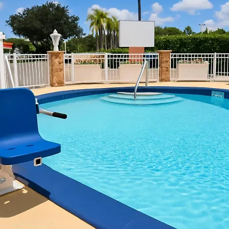 Spinnaker Inn Of Naples-2