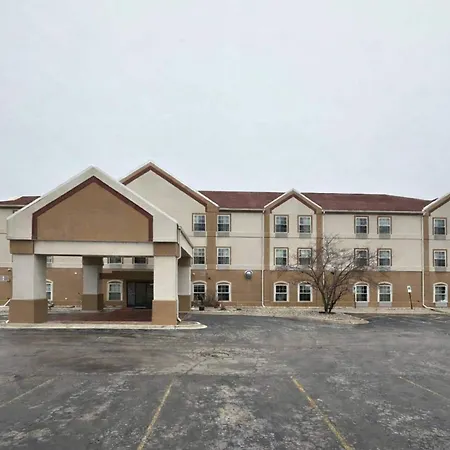 Econo Lodge Inn & Suites-2
