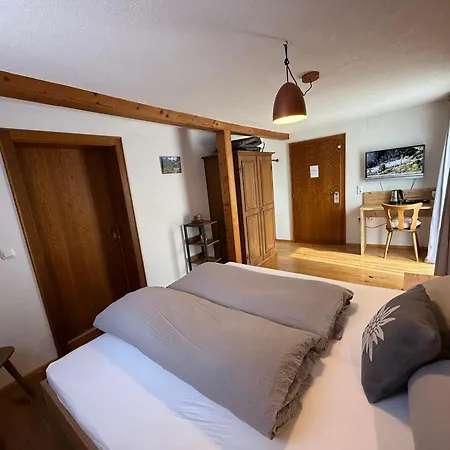 Gaestehaus Zugspitzblick-2