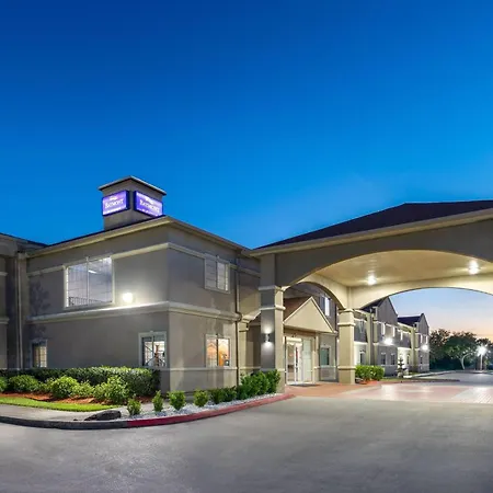 Baymont By Wyndham Texas City-2