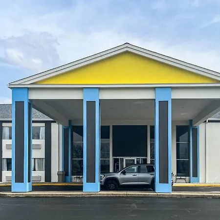 Studio 6 Suites Fremont, Oh-3