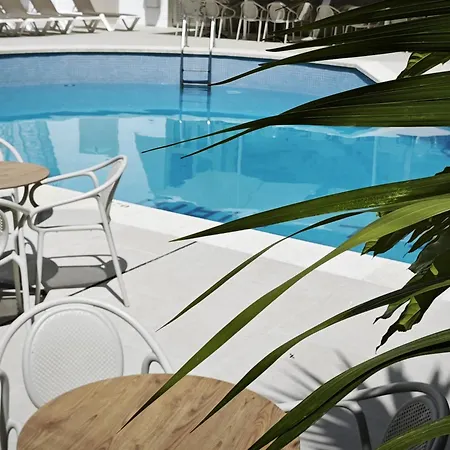 Hotel Miami Calella - El de siempre, como nunca-2