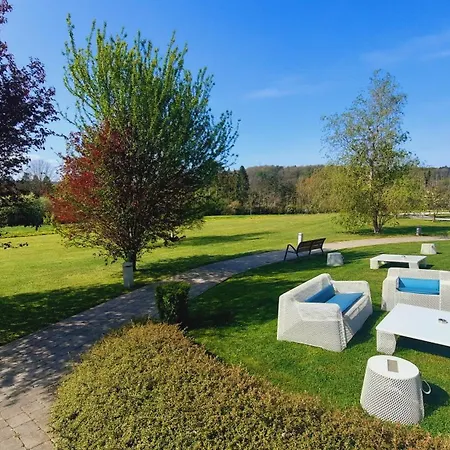 Azur En Ardenne-2
