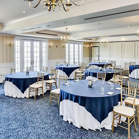 Madison Beach Hotel, Curio Collection By Hilton-2