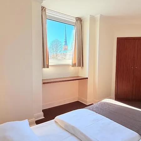 Hotel Excellent-3