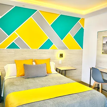 Dori Rooms - Hostal-3