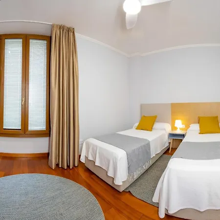 Apartamentos Villa Zoila-3