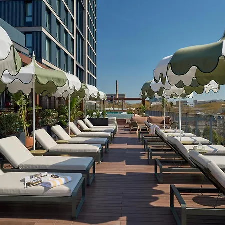 The Social Hub Barcelona Poblenou Extended Stay-2