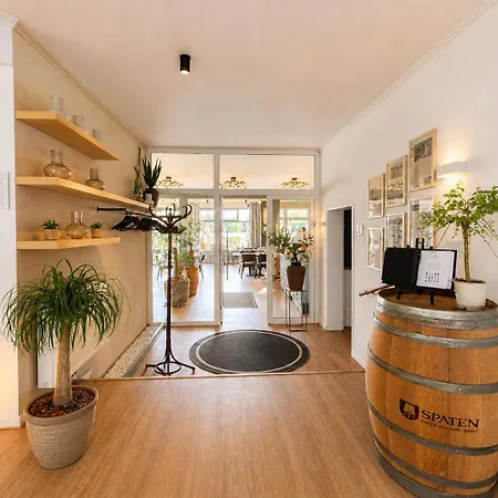 Seehotel Schwanenhof-2