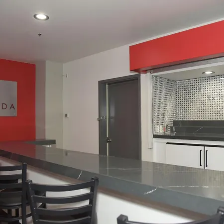 Ramada By Wyndham San Diego National City-3
