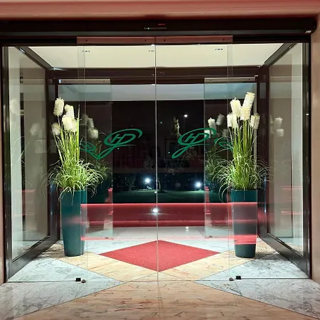 Green Park Hotel-3