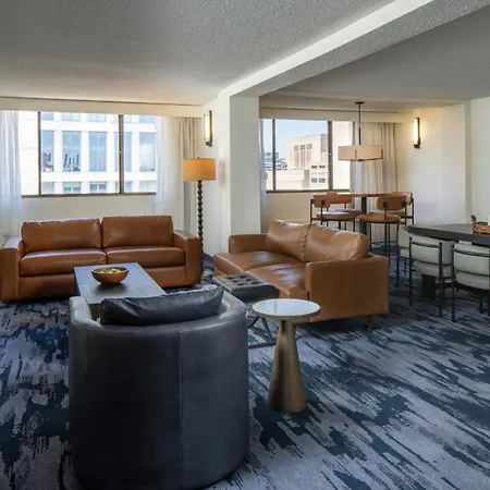 Fairfield Inn & Suites By Marriott Charlotte Uptown-3