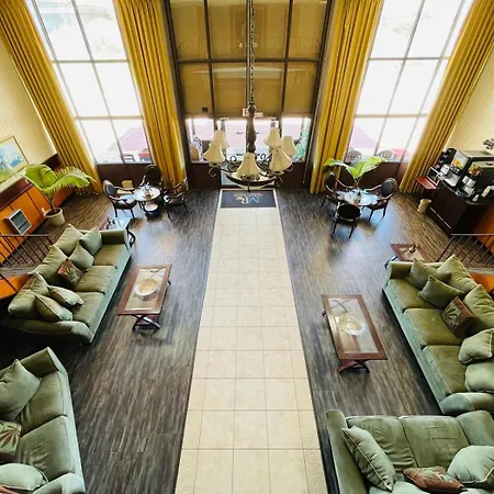 Mystic River Hotel & Suites-3