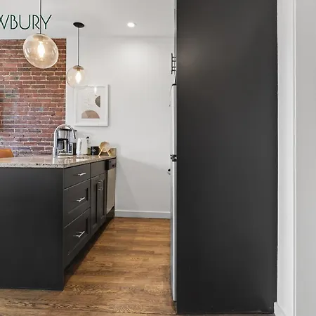 304 Newbury Street By Thatch-3