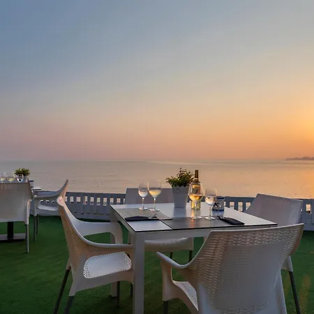 SOL by Meliá Marbella Estepona - Atalaya Park-3