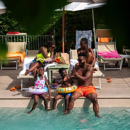 Residence Holidays-3