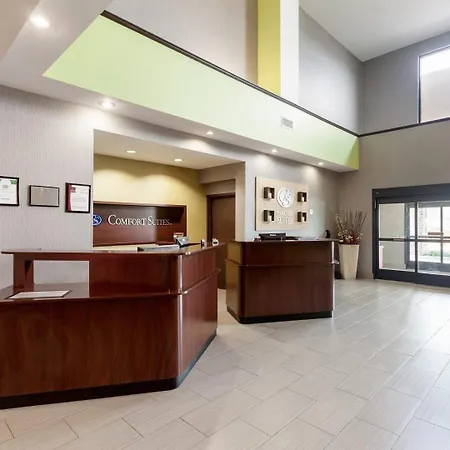 Comfort Suites Greenville-3