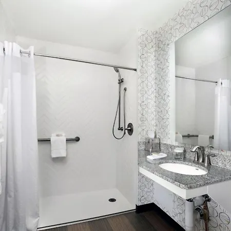 Holiday Inn Asheville East-Blue Ridge Pkwy By Ihg-2
