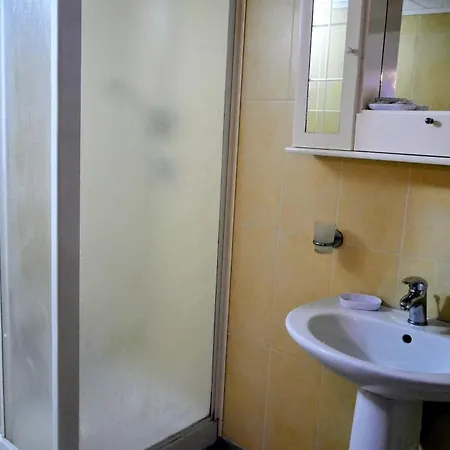 Cassiodoro Rooms Affittacamere-2