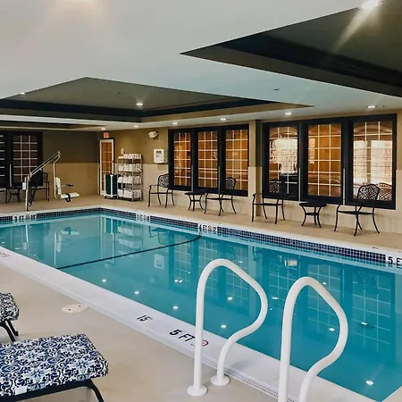 Comfort Inn & Suites Sturbridge-Brimfield-3
