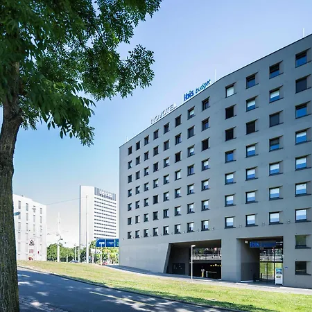 Ibis Budget Basel City-3