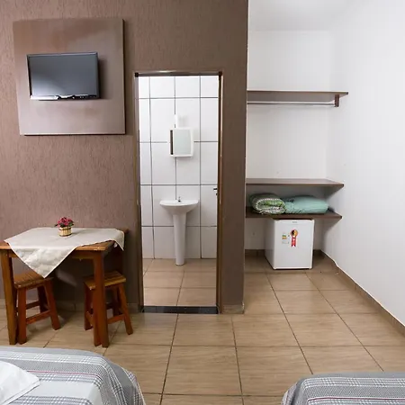 Hotel Portela III - Aprox 600m do Thermas dos Laranjais e Hot Beach-3