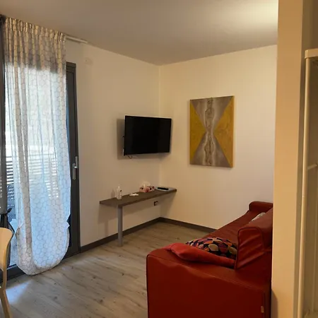 Gardabreak Rooms&Breakfast Holiday Apartments-2