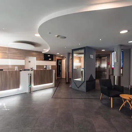 Ibis Styles Charleroi Airport Aero 44-2