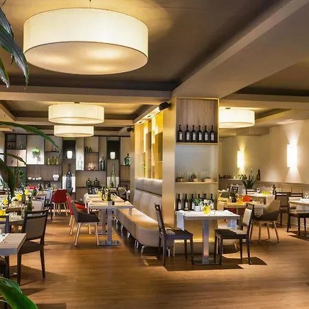 Ibis Styles Figueres Ronda-2