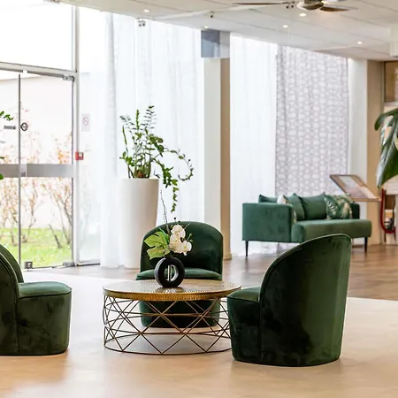 Mercure Paris Le Bourget Aeroport-3